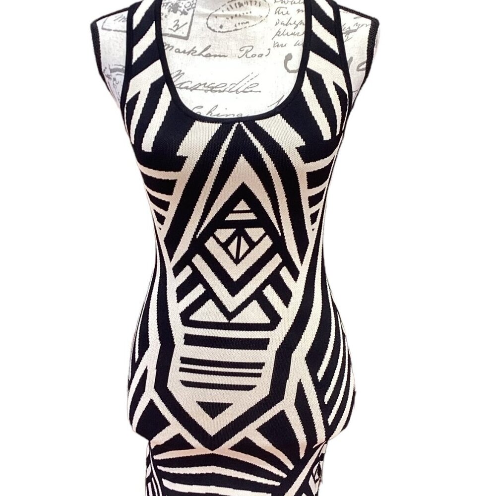 Stunning Black and Cream Bodycon Dress